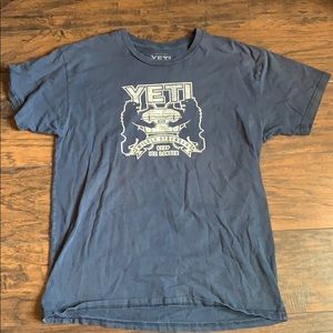 Men’s yeti tshirt